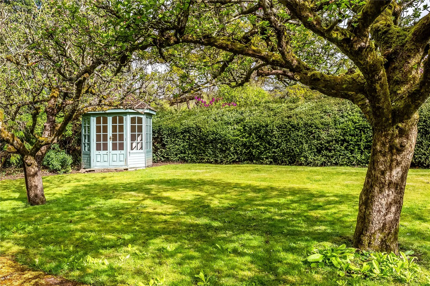 Pilgrims Way, Reigate, RH2 photo 10