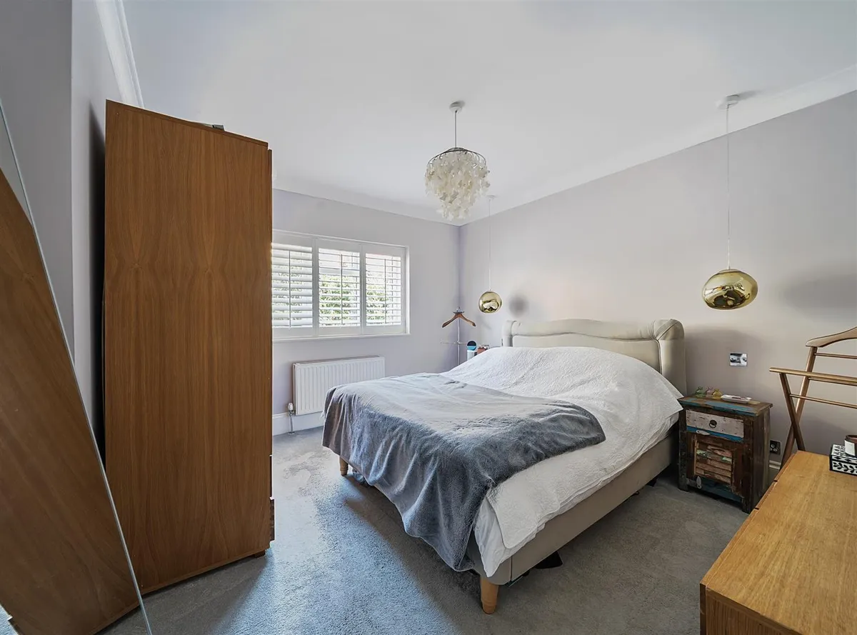 Heber Road, London, NW2