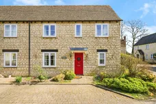 Glissard Way, Bradwell Village, Burford