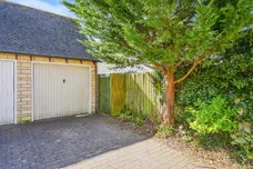 Glissard Way, Bradwell Village, Burford