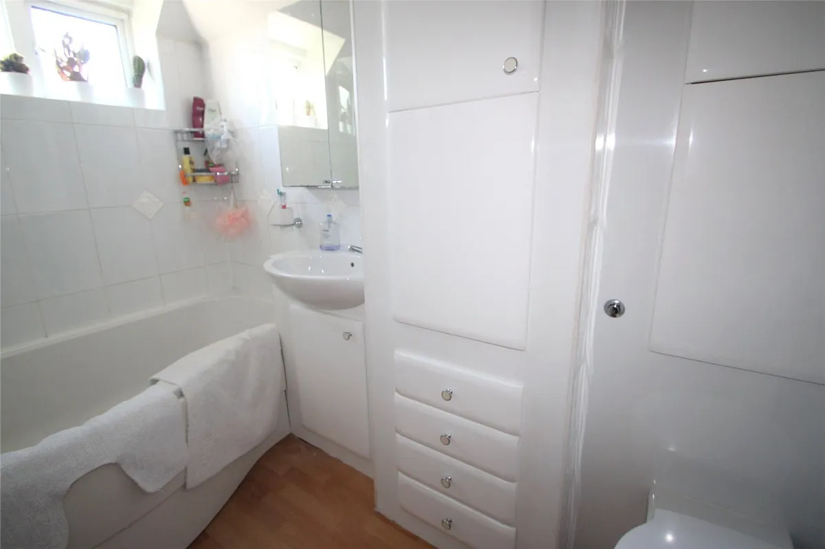 Abbeywater Court, 2 Weston Lane, Southampton, Hampshire, SO19
