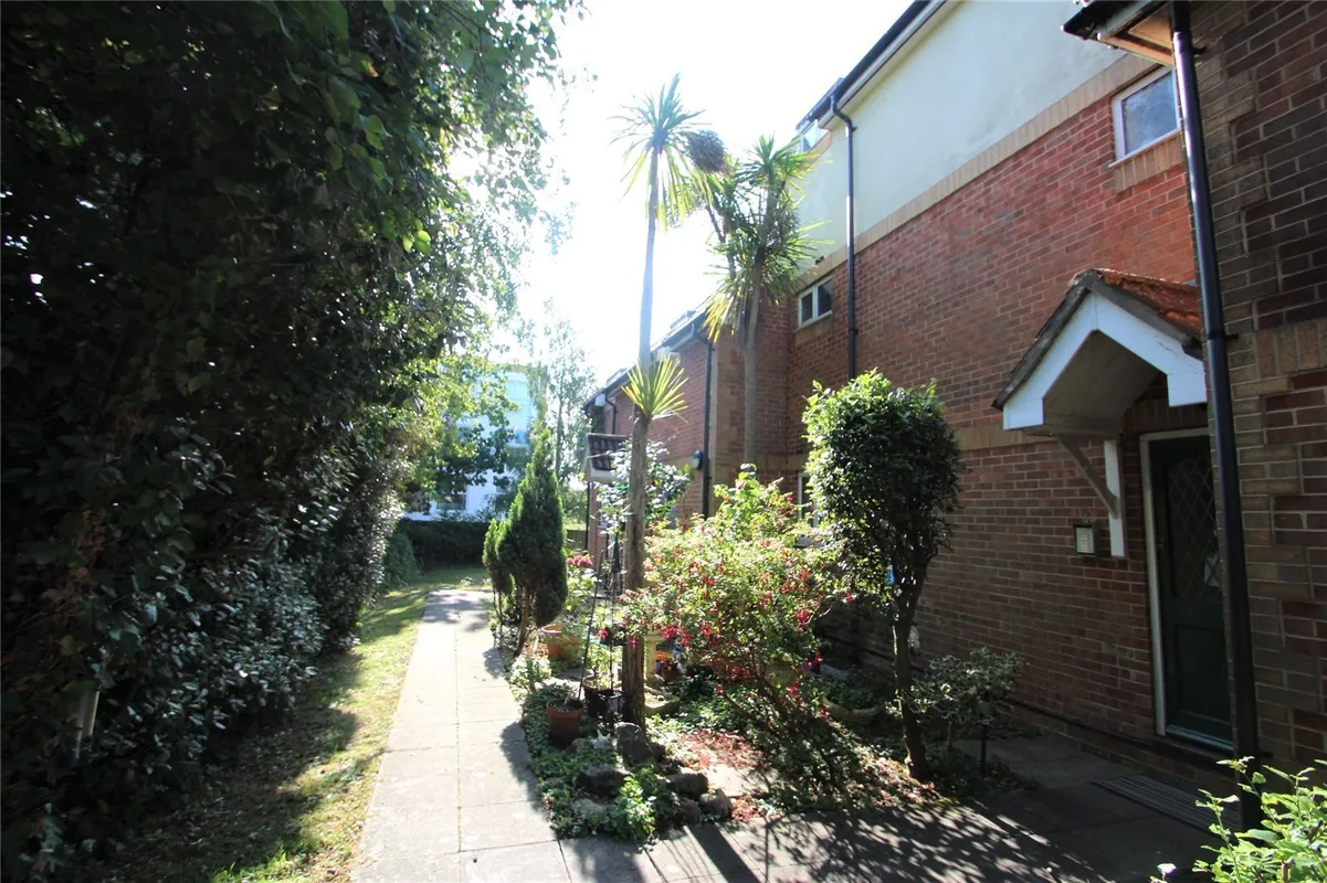 Abbeywater Court, 2 Weston Lane, Southampton, Hampshire, SO19