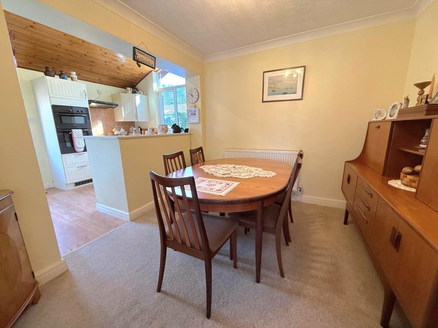 Grangewood, East Hunsbury, Northampton Image 7