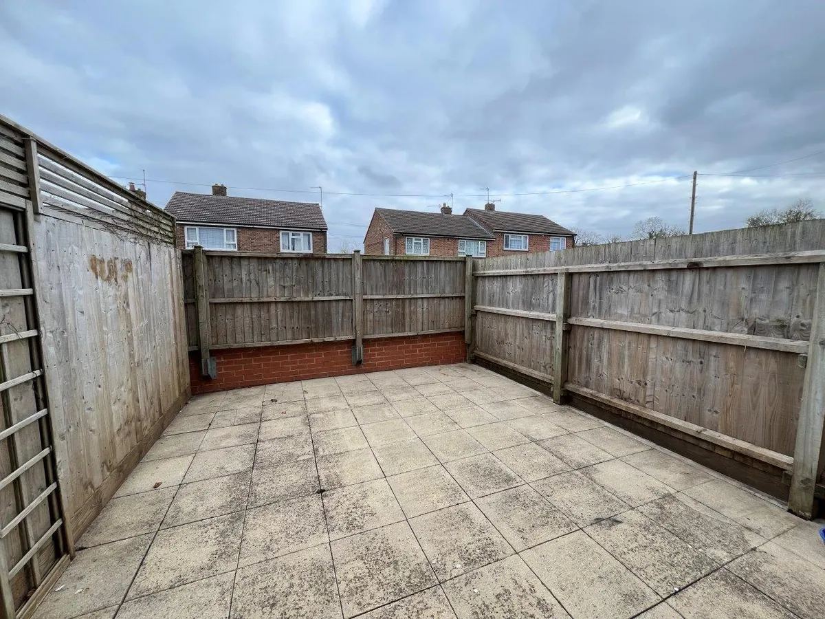 BURDETTS CLOSE, GREAT DALBY