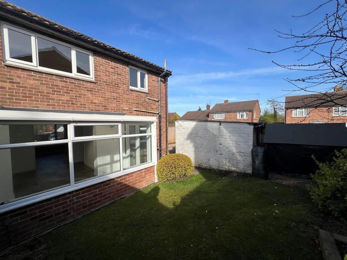 BURDETTS CLOSE, GREAT DALBY