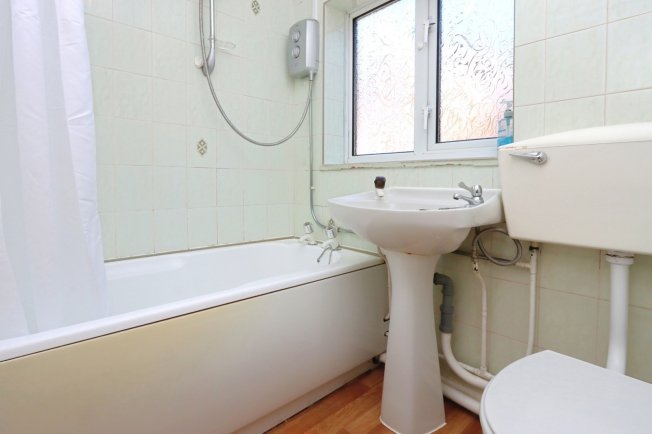 Lowedges Road, South Yorkshire, S8