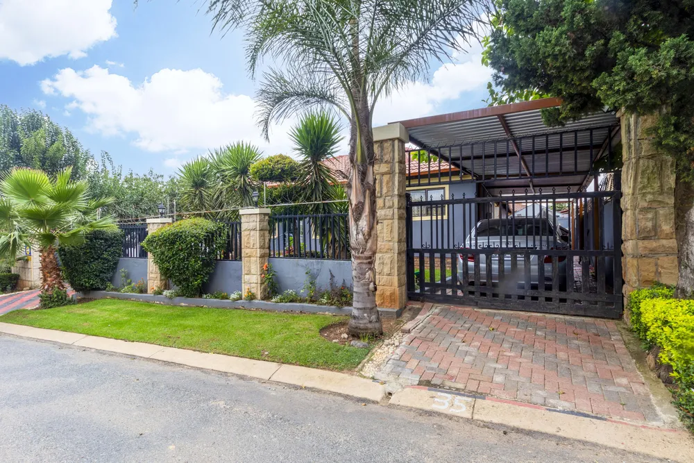 South Africa, Gauteng, Cosmo City