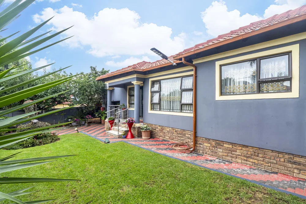South Africa, Gauteng, Cosmo City
