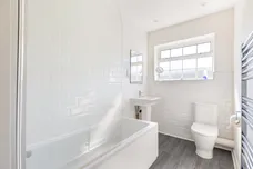 Pennington Place, Southborough, TN4 photo 9