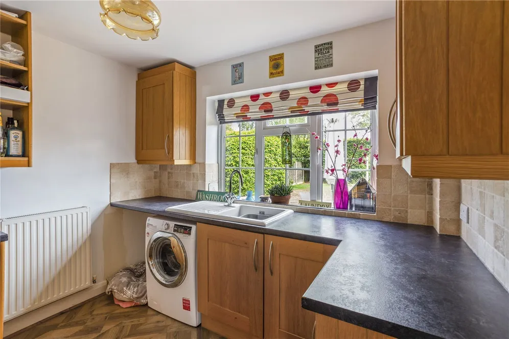 Carde Close, Hertford, SG14 photo 9