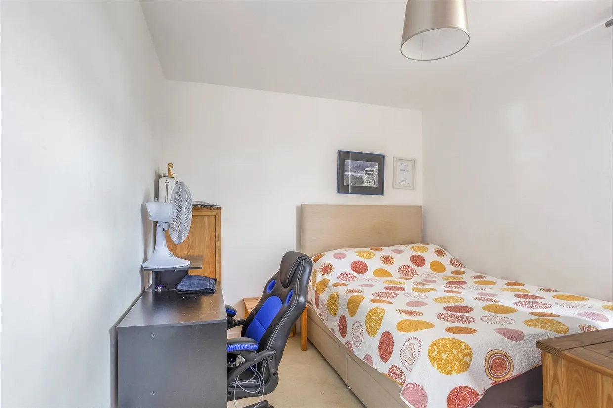Carde Close, Hertford, SG14 photo 11