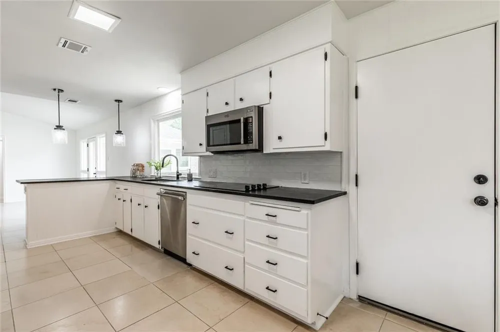 4145 Westchester Dr, Waco, TX 76710