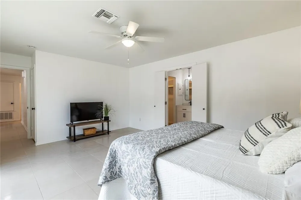 4145 Westchester Dr, Waco, TX 76710