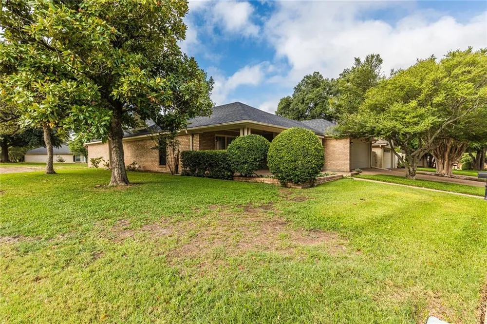 4145 Westchester Dr, Waco, TX 76710