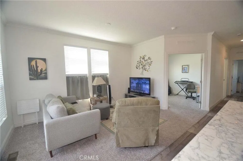 21001 Plummer St, Chatsworth, CA 91311