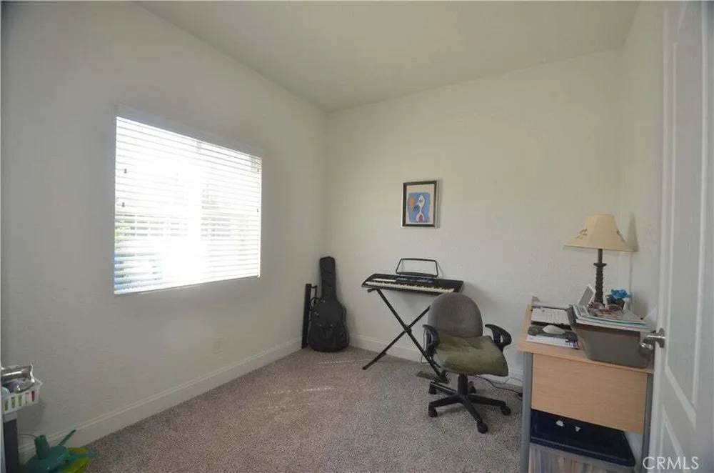 21001 Plummer St, Chatsworth, CA 91311