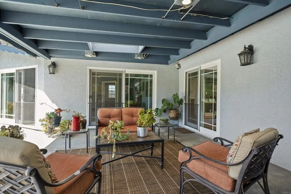 230 Camino Elevado, Bonita, CA 91902
