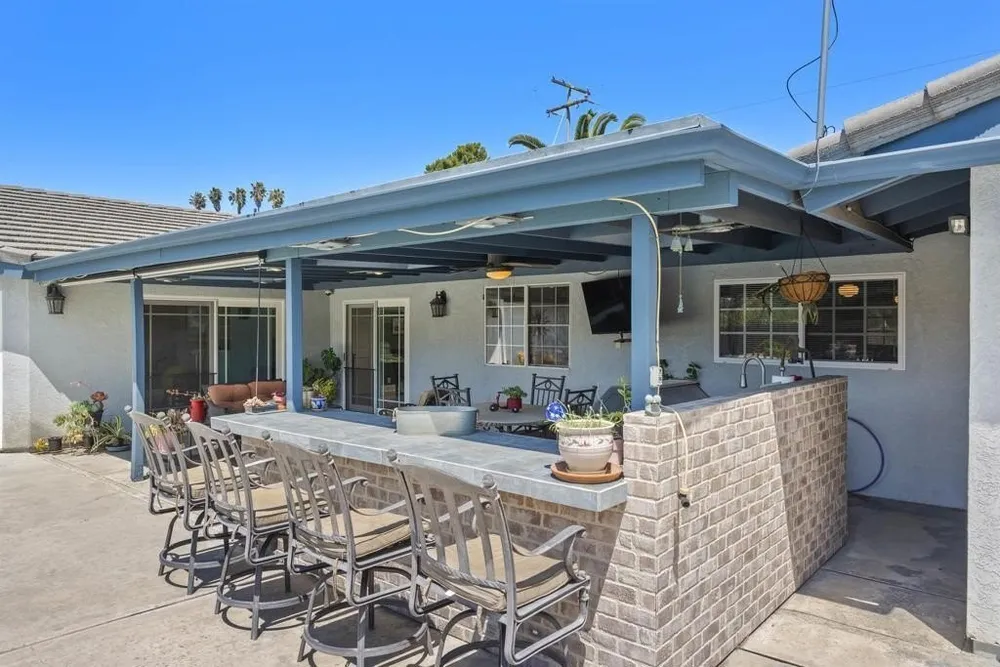 230 Camino Elevado, Bonita, CA 91902