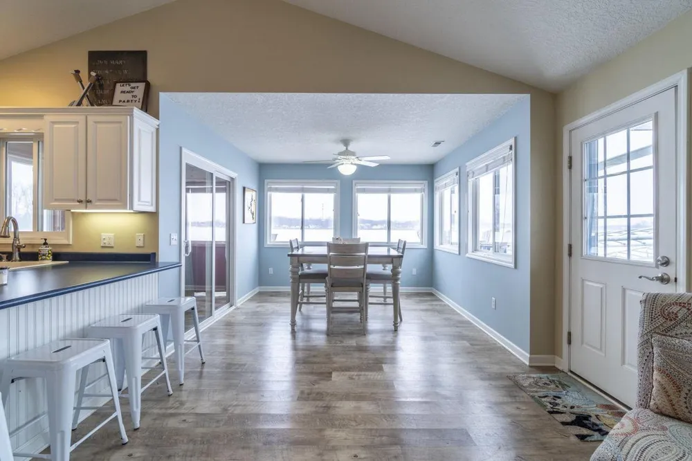 75 Lane 460 Jimmerson Lk, Fremont, IN 46737