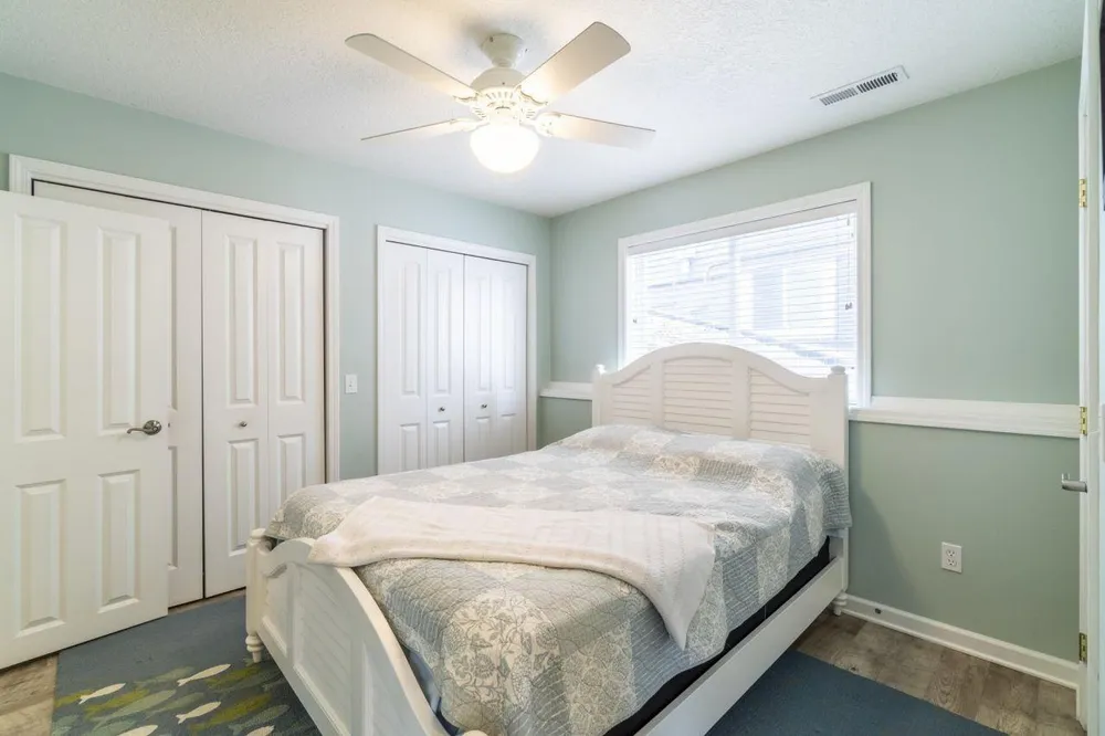 75 Lane 460 Jimmerson Lk, Fremont, IN 46737
