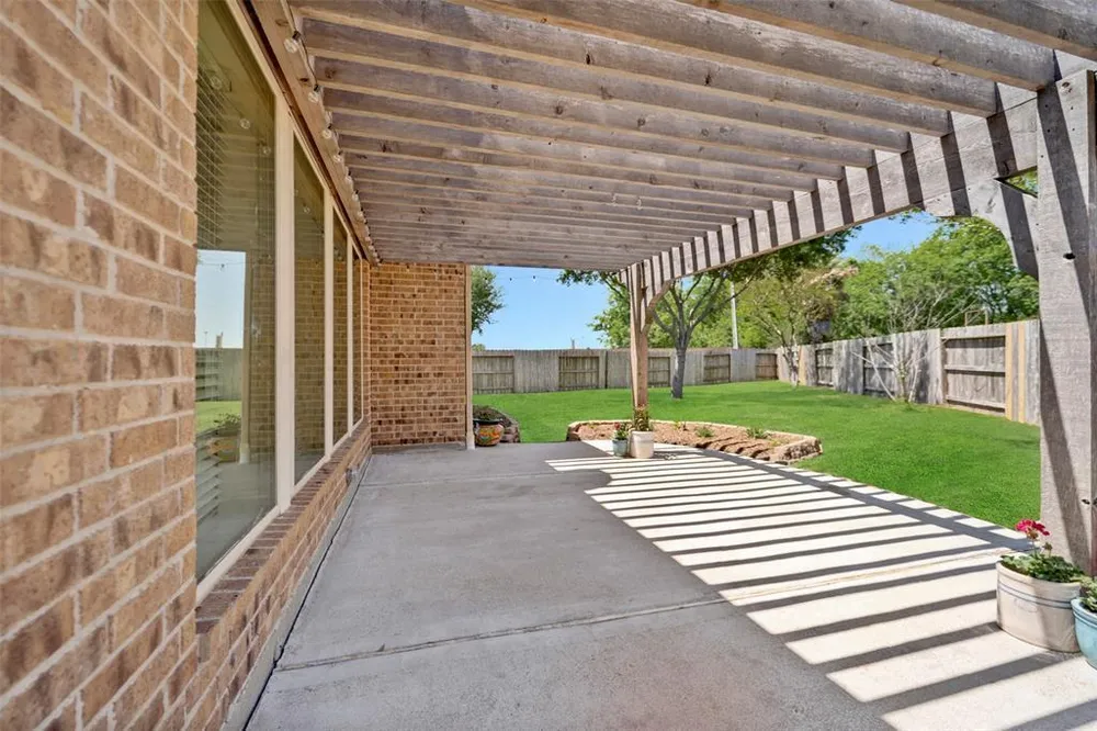 17638 Cleeves Dr, Richmond, TX 77407