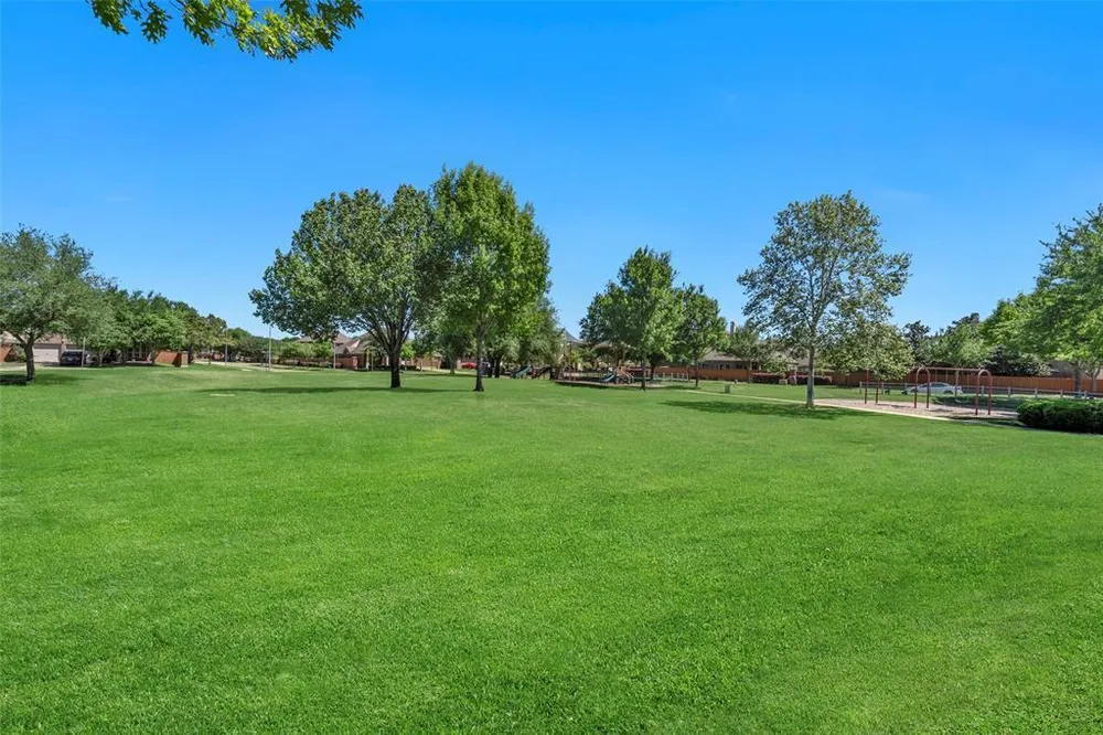 17638 Cleeves Dr, Richmond, TX 77407