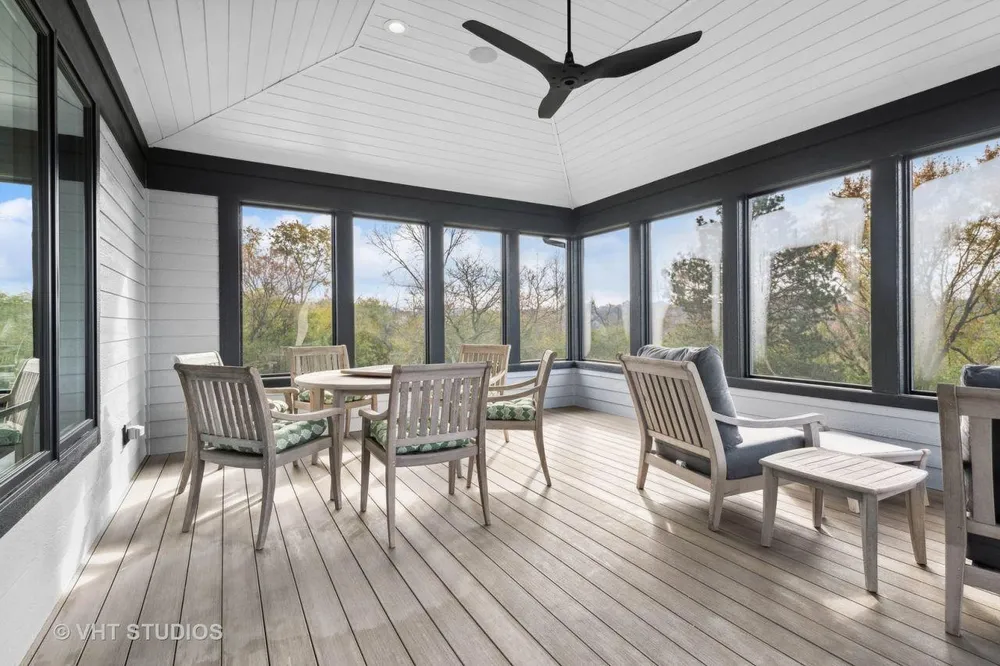 26153 W Cuba Rd, Barrington, IL 60010