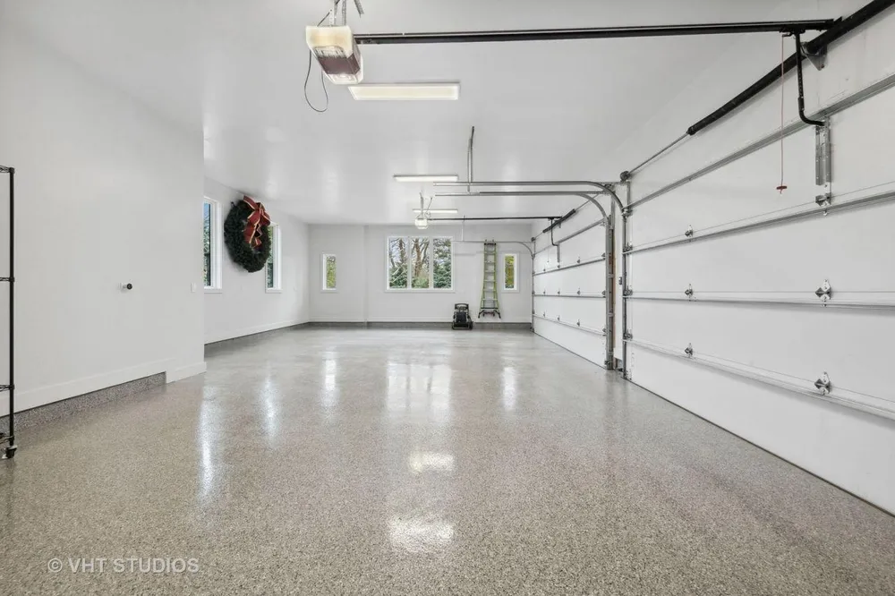 26153 W Cuba Rd, Barrington, IL 60010