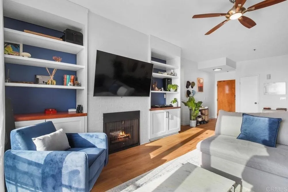 2445 Brant St, San Diego, CA 92101