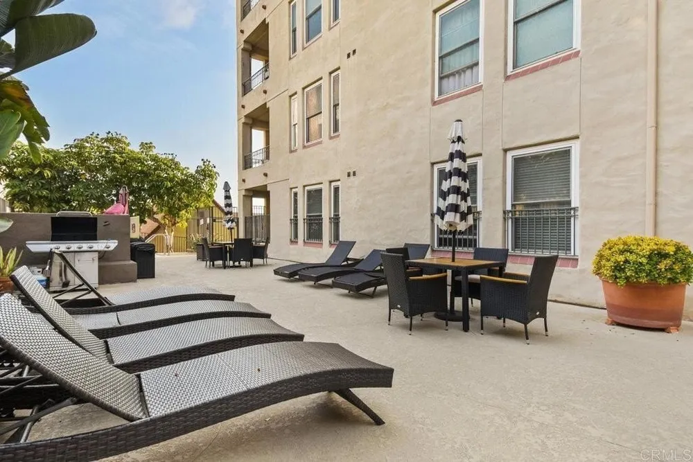 2445 Brant St, San Diego, CA 92101