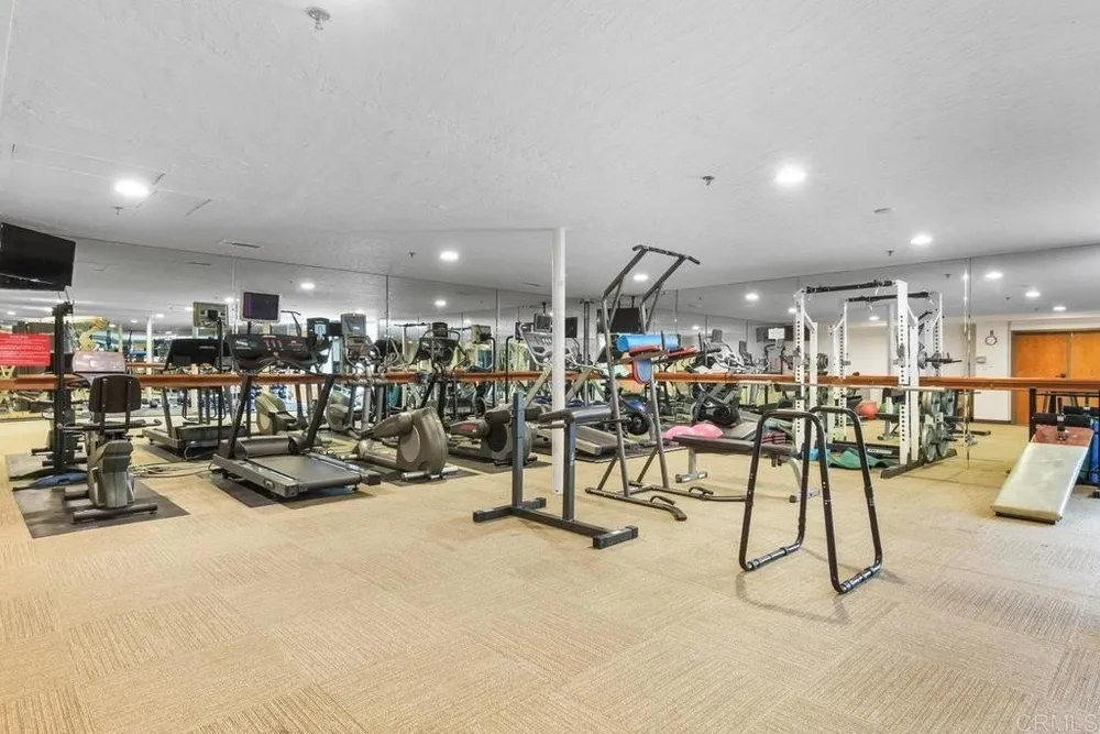 2445 Brant St, San Diego, CA 92101