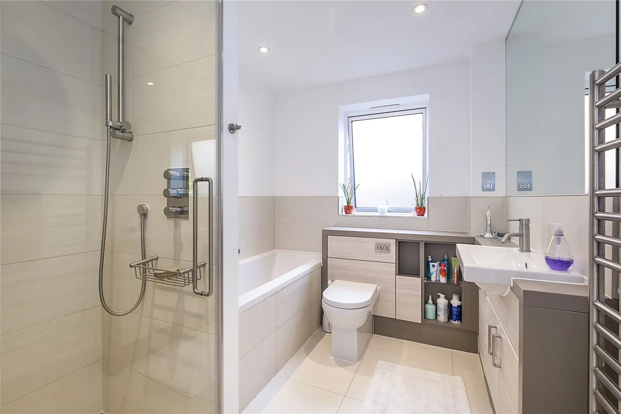Corkran Road, Surbiton, KT6 photo 8