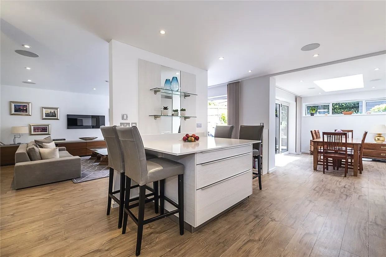 Corkran Road, Surbiton, KT6 photo 12