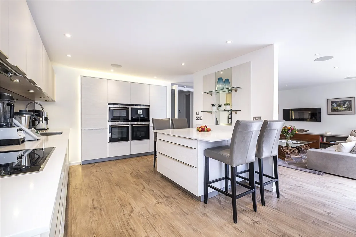 Corkran Road, Surbiton, KT6 photo 14