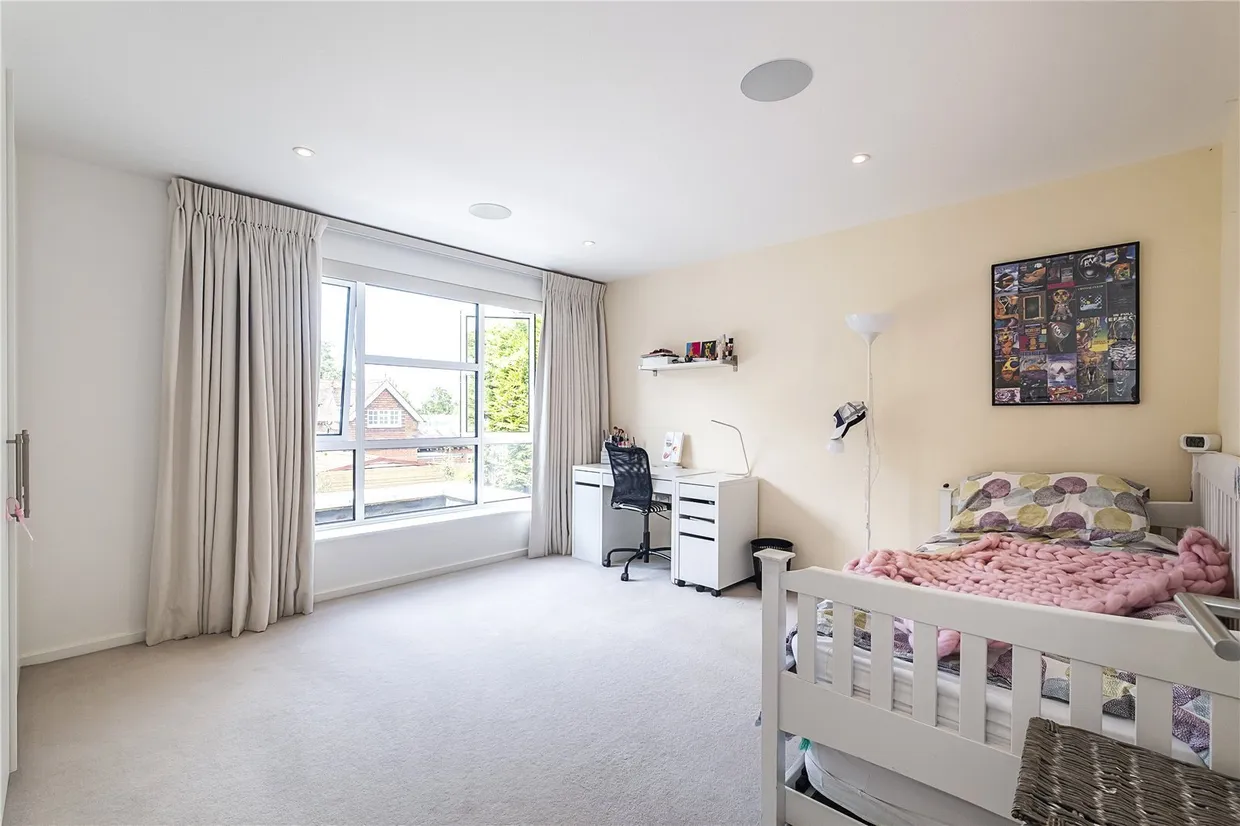 Corkran Road, Surbiton, KT6 photo 20