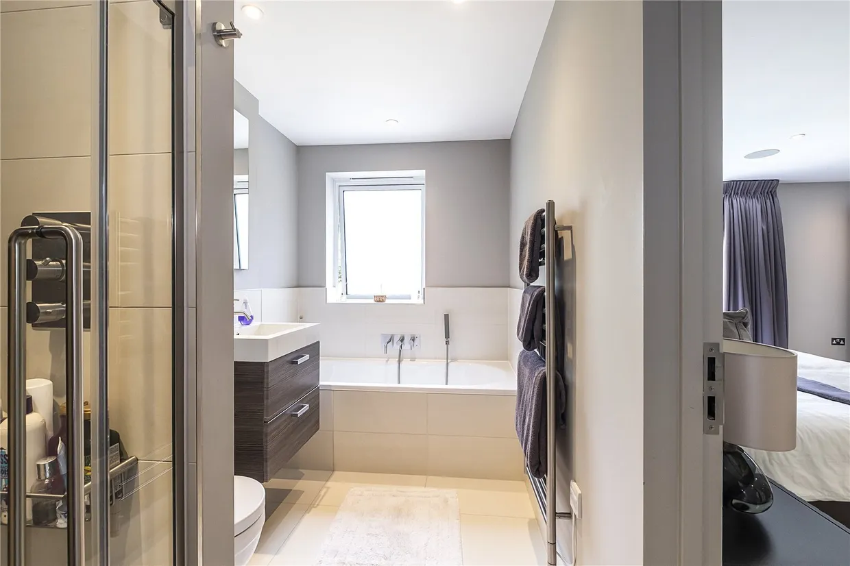 Corkran Road, Surbiton, KT6 photo 22