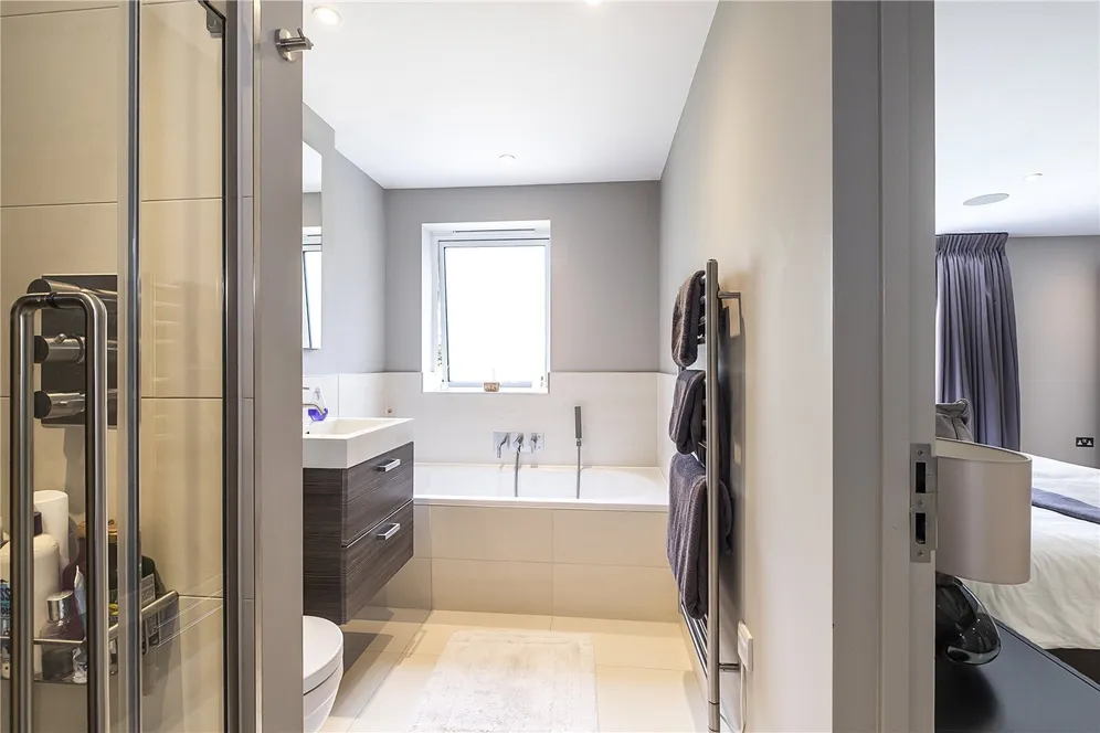 Corkran Road, Surbiton, KT6 photo 22