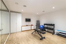 Corkran Road, Surbiton, KT6 photo 24