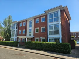 Kerr Place, Aylesbury photo