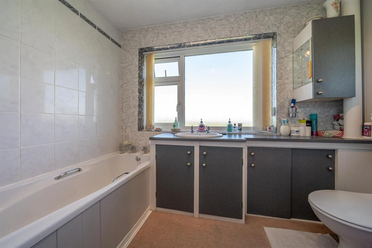 Church Croft, Edlesborough, LU6 2HU