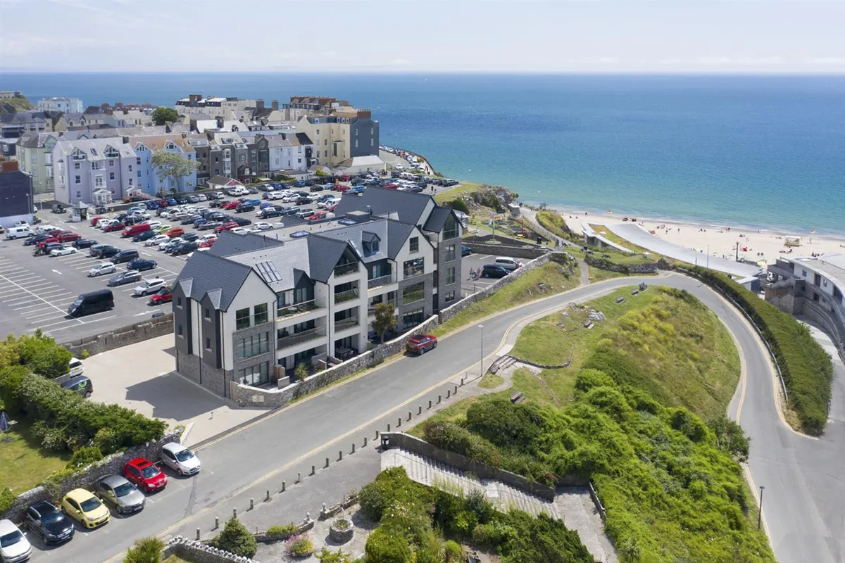 Waterstone House, Tenby