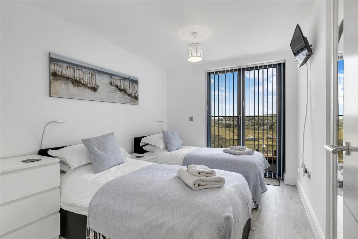 Waterstone House, Tenby