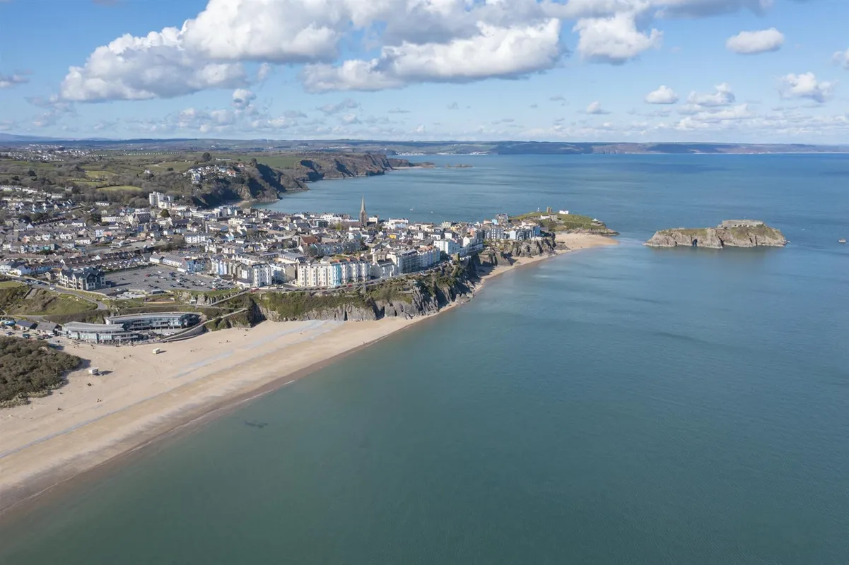 Waterstone House, Tenby