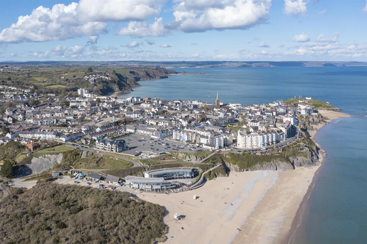 Waterstone House, Tenby