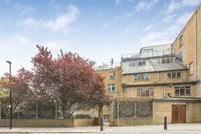 Gowers Walk, London, E1 photo 12