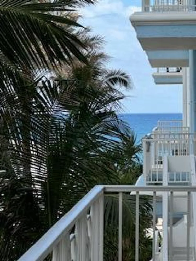 701 SE 21st Ave, Deerfield Beach, FL 33441