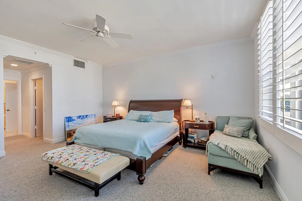 701 SE 21st Ave, Deerfield Beach, FL 33441
