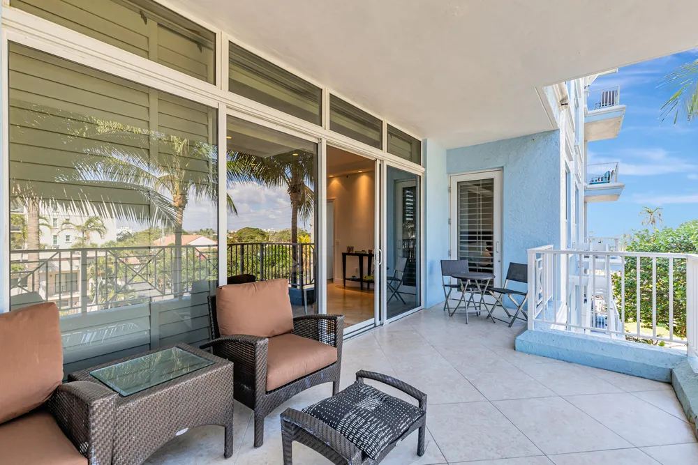 701 SE 21st Ave, Deerfield Beach, FL 33441
