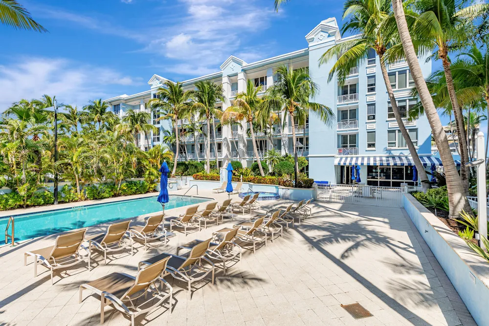 701 SE 21st Ave, Deerfield Beach, FL 33441