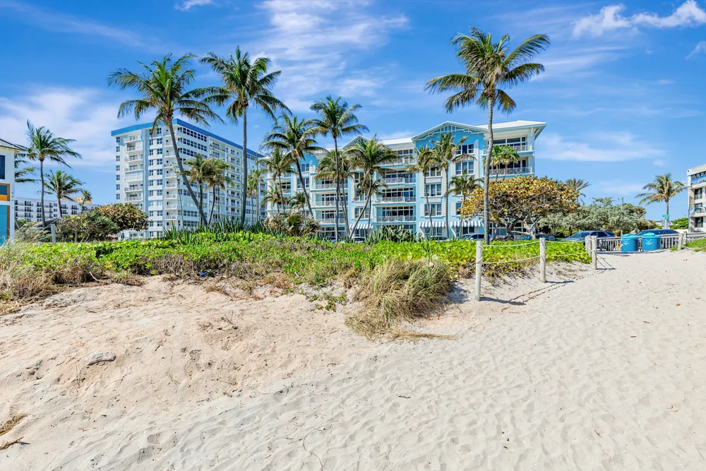 701 SE 21st Ave, Deerfield Beach, FL 33441